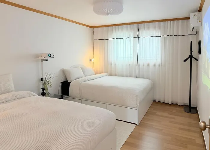 Extra Large, 4 Minutes To Unju Station, 9 Minutes To Yeoksam Station, Gangnam, Seolleung, Coex, Apgujeong, Cheongdam, 1 Minute To Convenience Store, Parking, Luggage Storage, Pickup * ソウル特別市