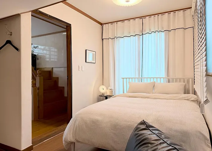 Extra Large, 4 Minutes To Unju Station, 9 Minutes To Yeoksam Station, Gangnam, Seolleung, Coex, Apgujeong, Cheongdam, 1 Minute To Convenience Store, Parking, Luggage Storage, Pickup ヴィラ *