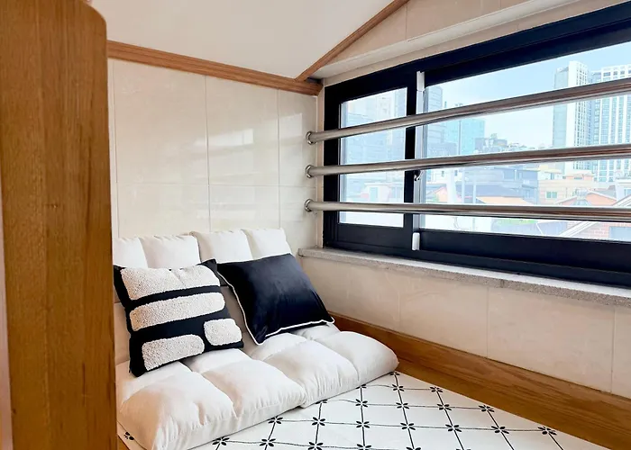 Extra Large, 4 Minutes To Unju Station, 9 Minutes To Yeoksam Station, Gangnam, Seolleung, Coex, Apgujeong, Cheongdam, 1 Minute To Convenience Store, Parking, Luggage Storage, Pickup ヴィラ *