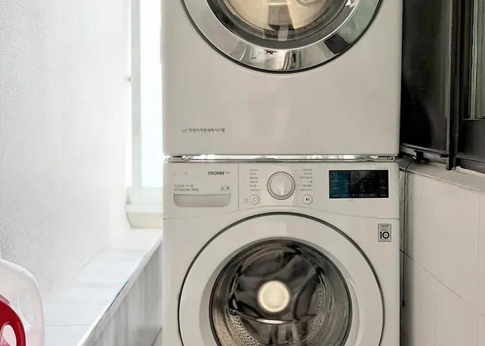 ヴィラ Extra Large, 4 Minutes To Unju Station, 9 Minutes To Yeoksam Station, Gangnam, Seolleung, Coex, Apgujeong, Cheongdam, 1 Minute To Convenience Store, Parking, Luggage Storage, Pickup